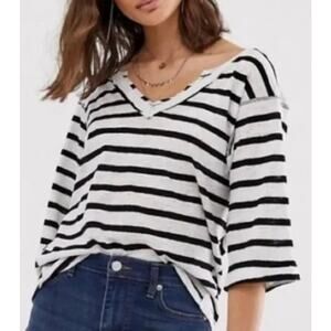 We The Free Head in the Clouds Black Striped Linen Blend V-Neck Oversized Tee XS